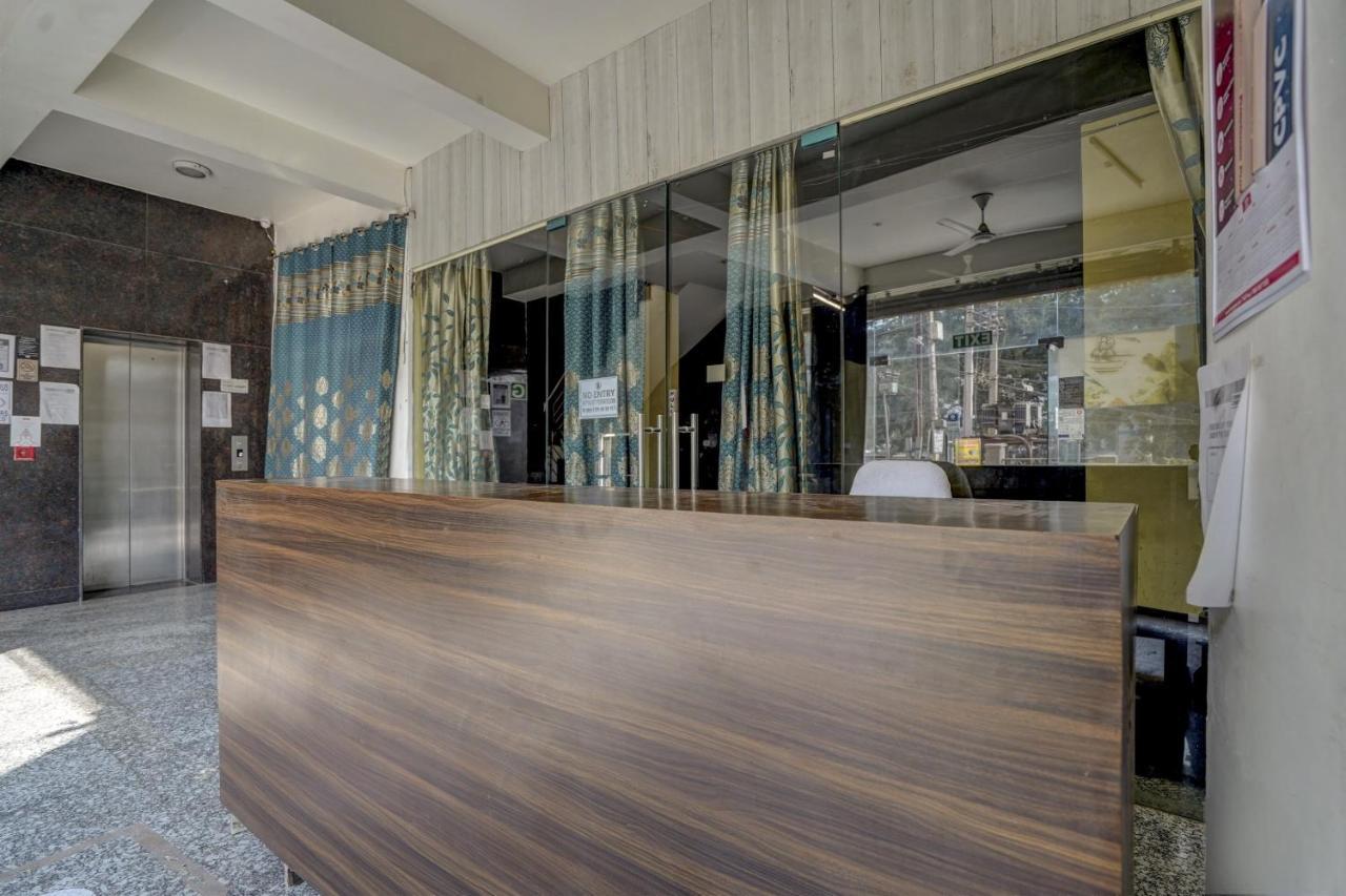 Oyo 78981 The Diamond Nest Noida Exterior photo